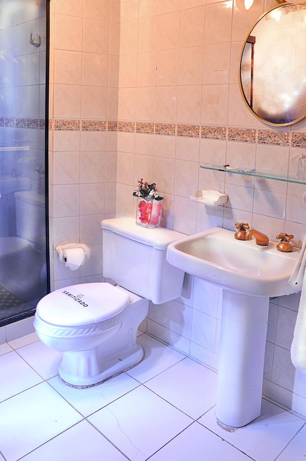 Capital Plaza Hotel Sucre Pokoj fotografie